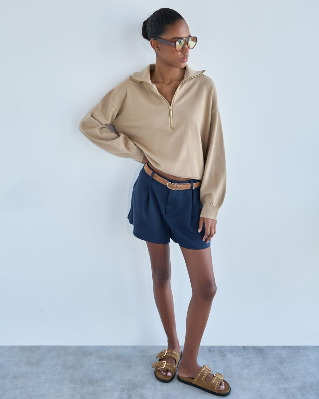 BASIC SOFT HALF-ZIP SWEATSHIRT