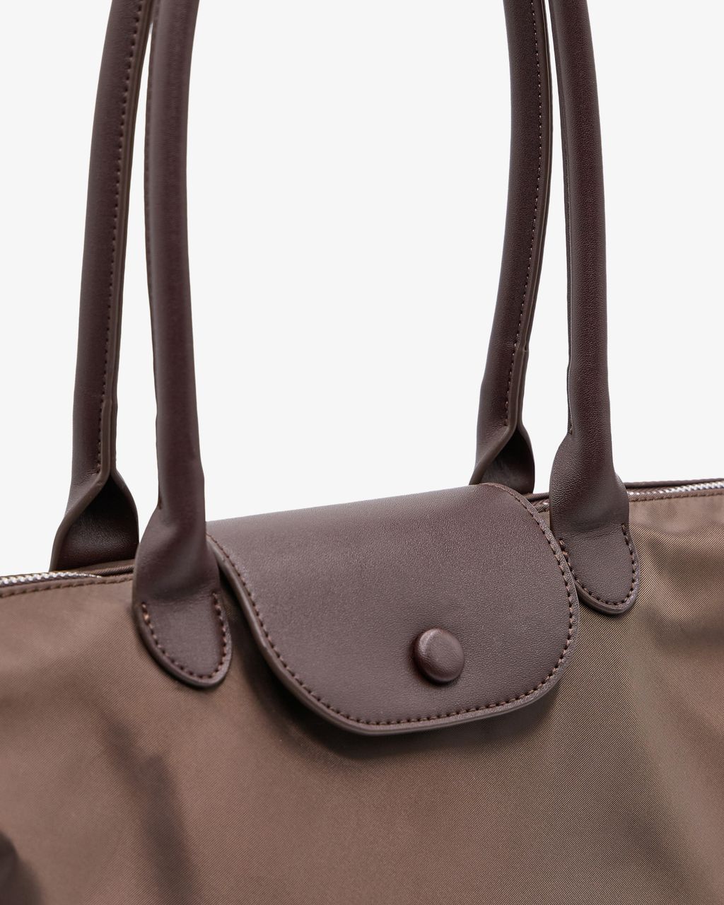 OVERSIZED TOTE BAG WITH FLAP CLOSURE