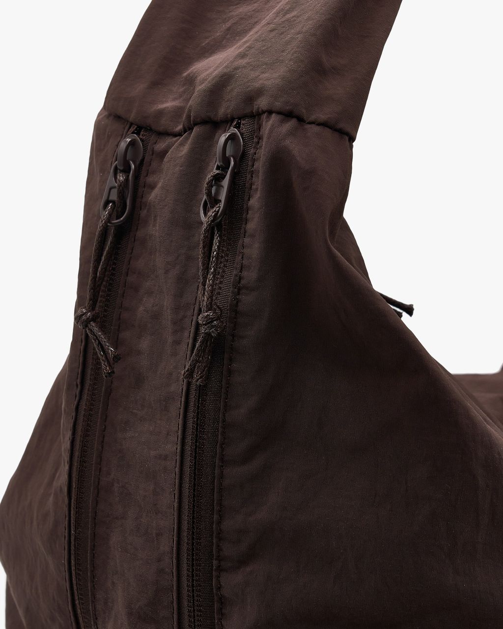 NYLON ZIP-POCKET HOBO BAG