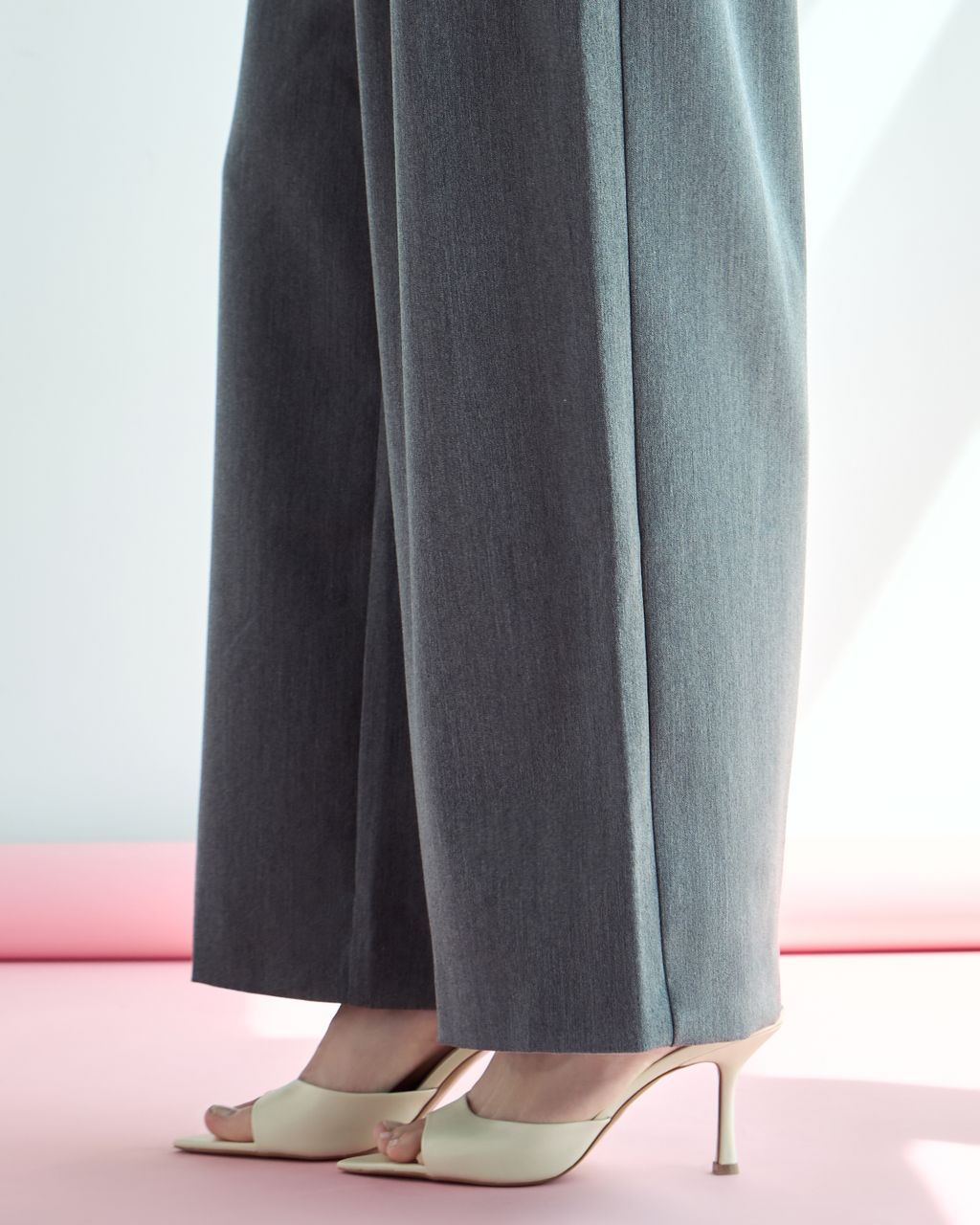 HEELED MULE SANDALS