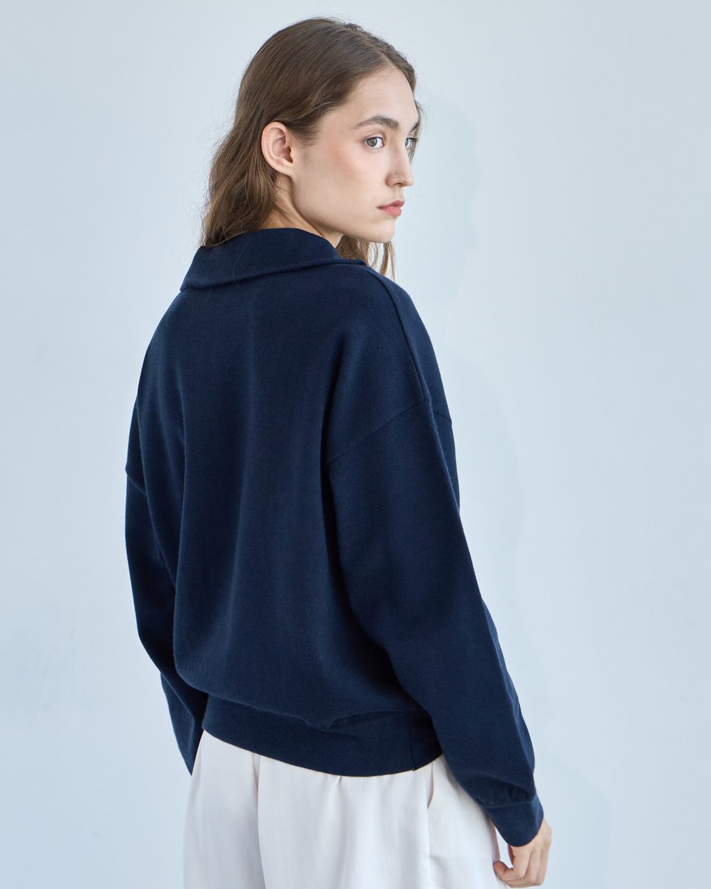 BASIC SOFT HALF-ZIP SWEATSHIRT