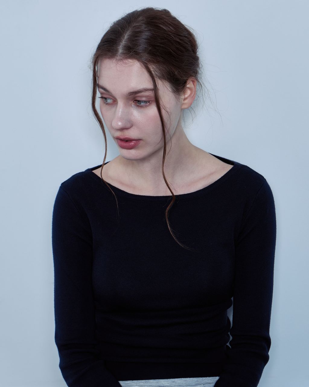 KNIT LONG-SLEEVE WITH BACK TIE