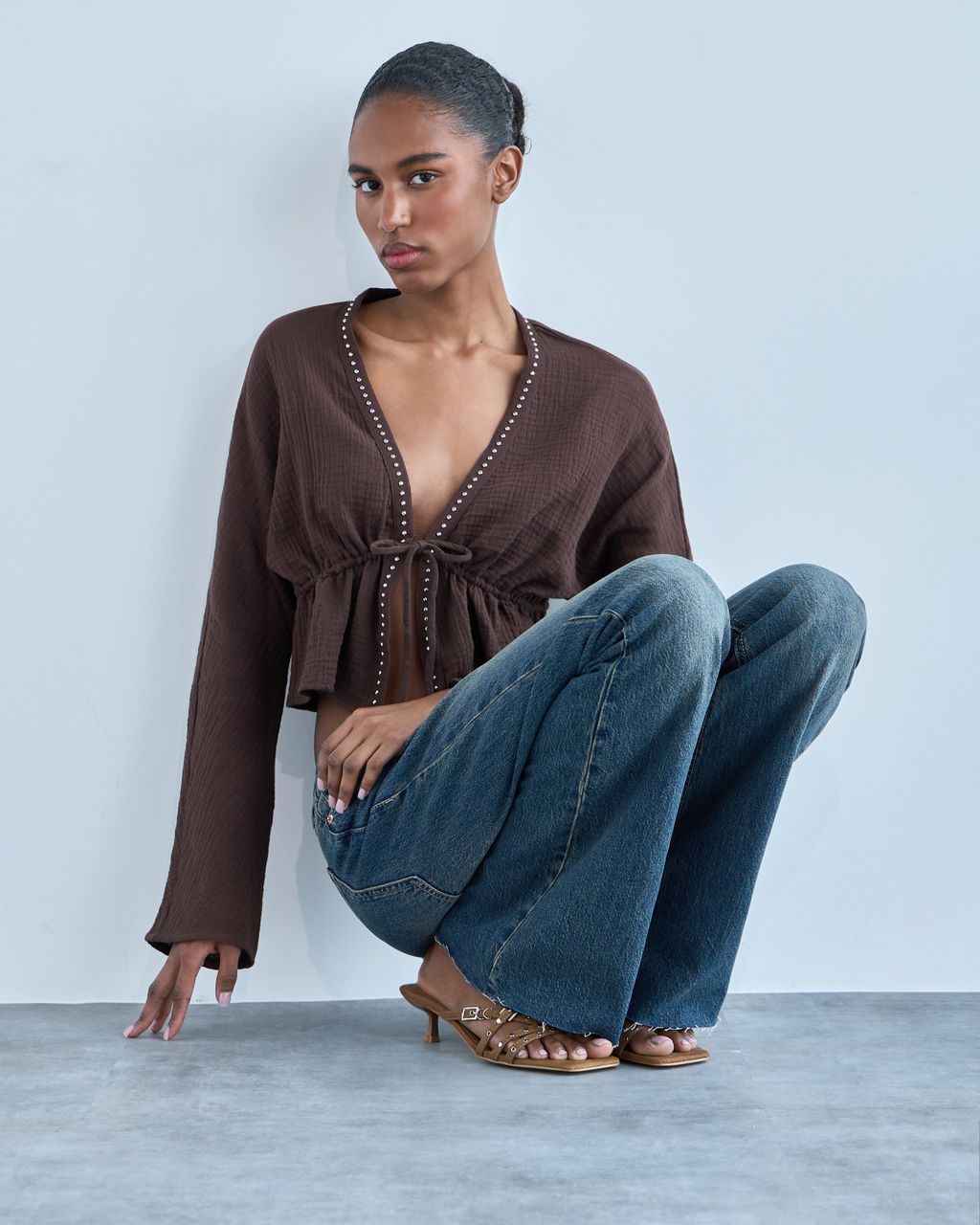 CROPPED TEXTURED TIE-FRONT BLOUSE