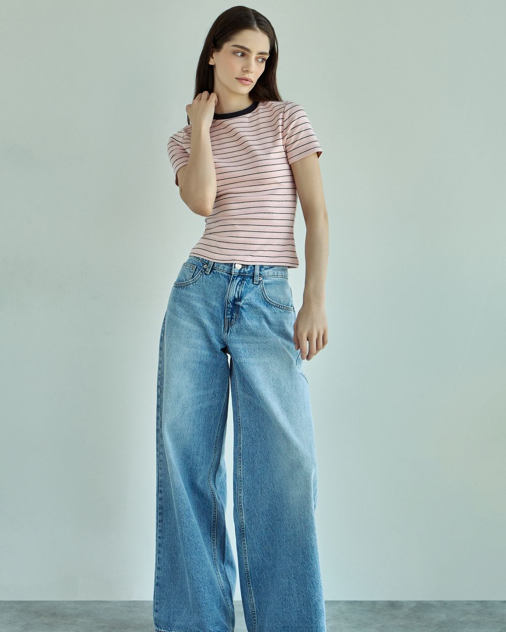 SLIM STRIPED SHORT SLEEVE T-SHIRT