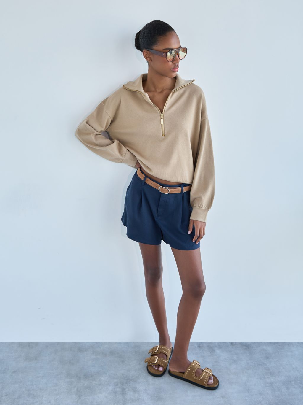 BASIC SOFT HALF-ZIP SWEATSHIRT