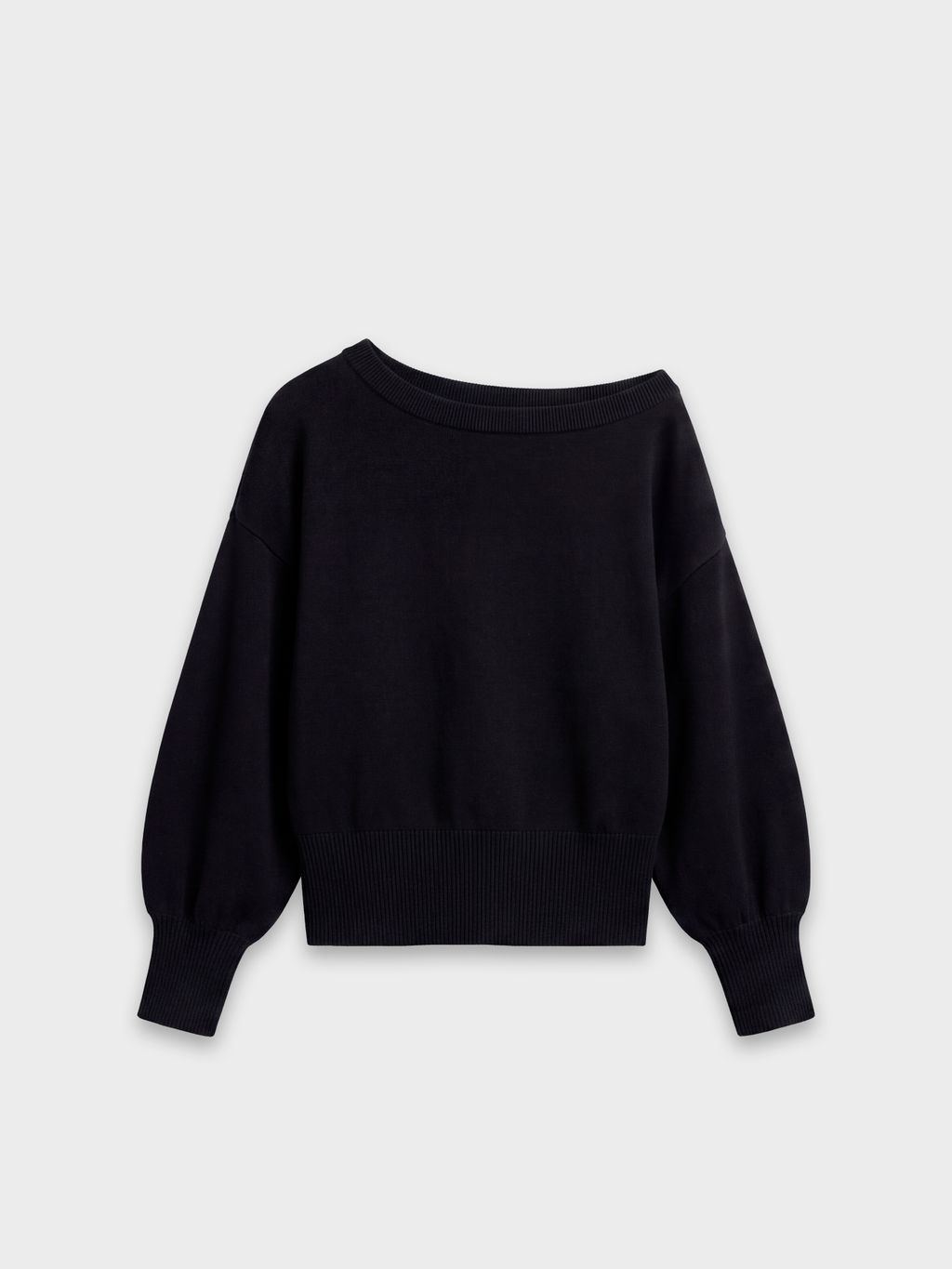 BOAT NECK SWEATER