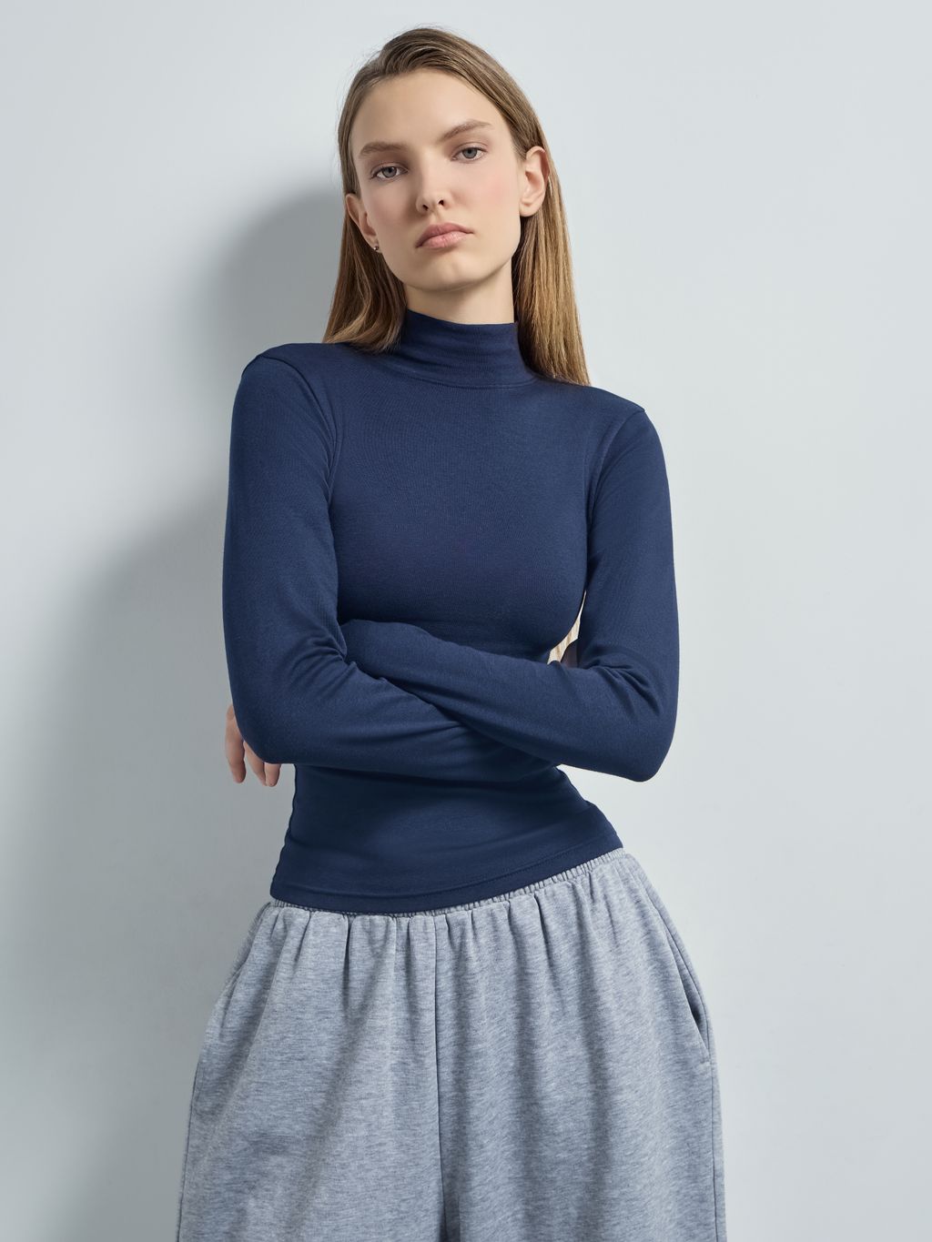 TURTLENECK LONG SLEEVE T-SHIRT