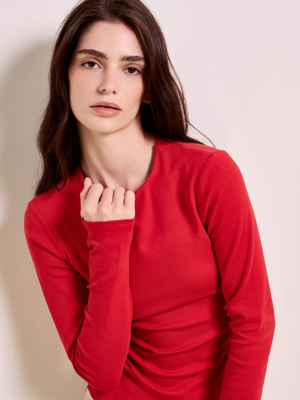 BASIC LONG SLEEVE T-SHIRT