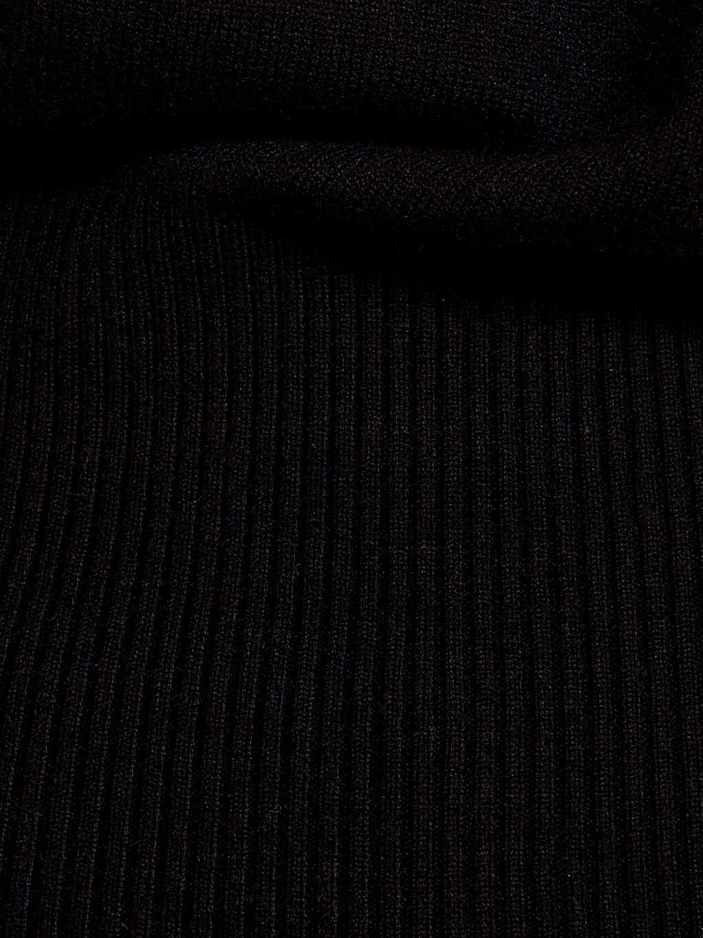 BOAT NECK SWEATER
