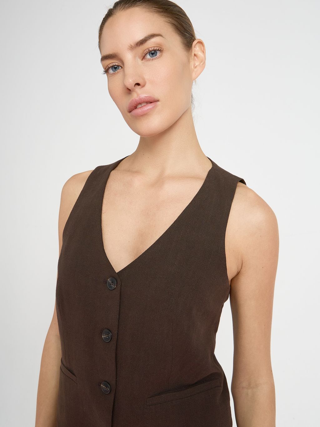 RUSTIC BUTTONED VEST