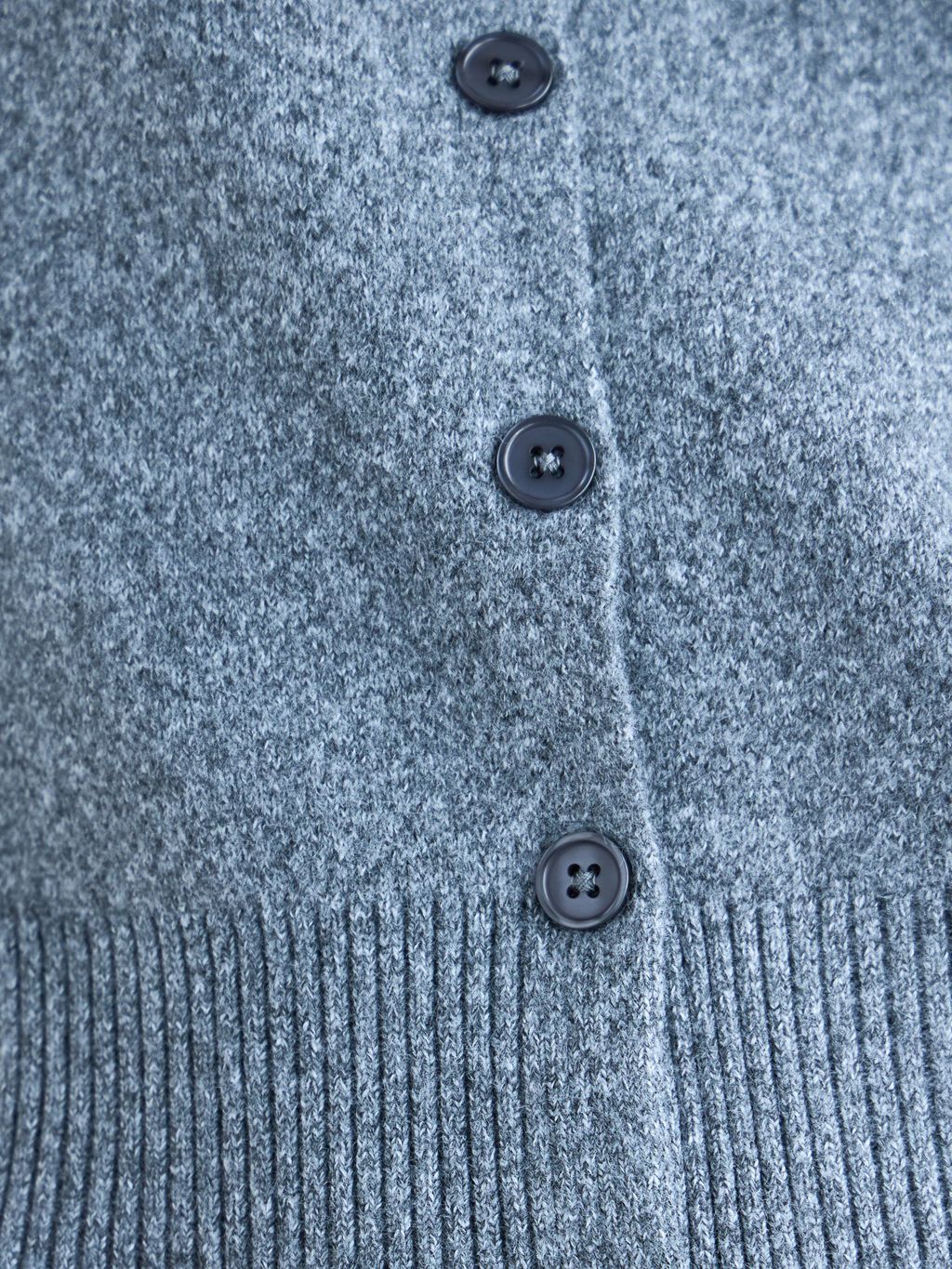 KNIT VEST WITH BUTTONS