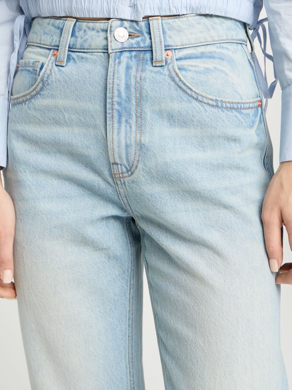 CROPPED STRAIGHT JEANS WITH RAW-EDGE HEM