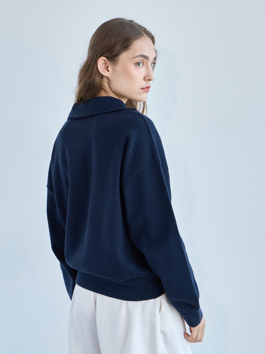 BASIC SOFT HALF-ZIP SWEATSHIRT
