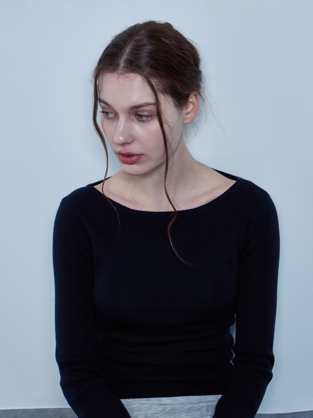 KNIT LONG-SLEEVE WITH BACK TIE