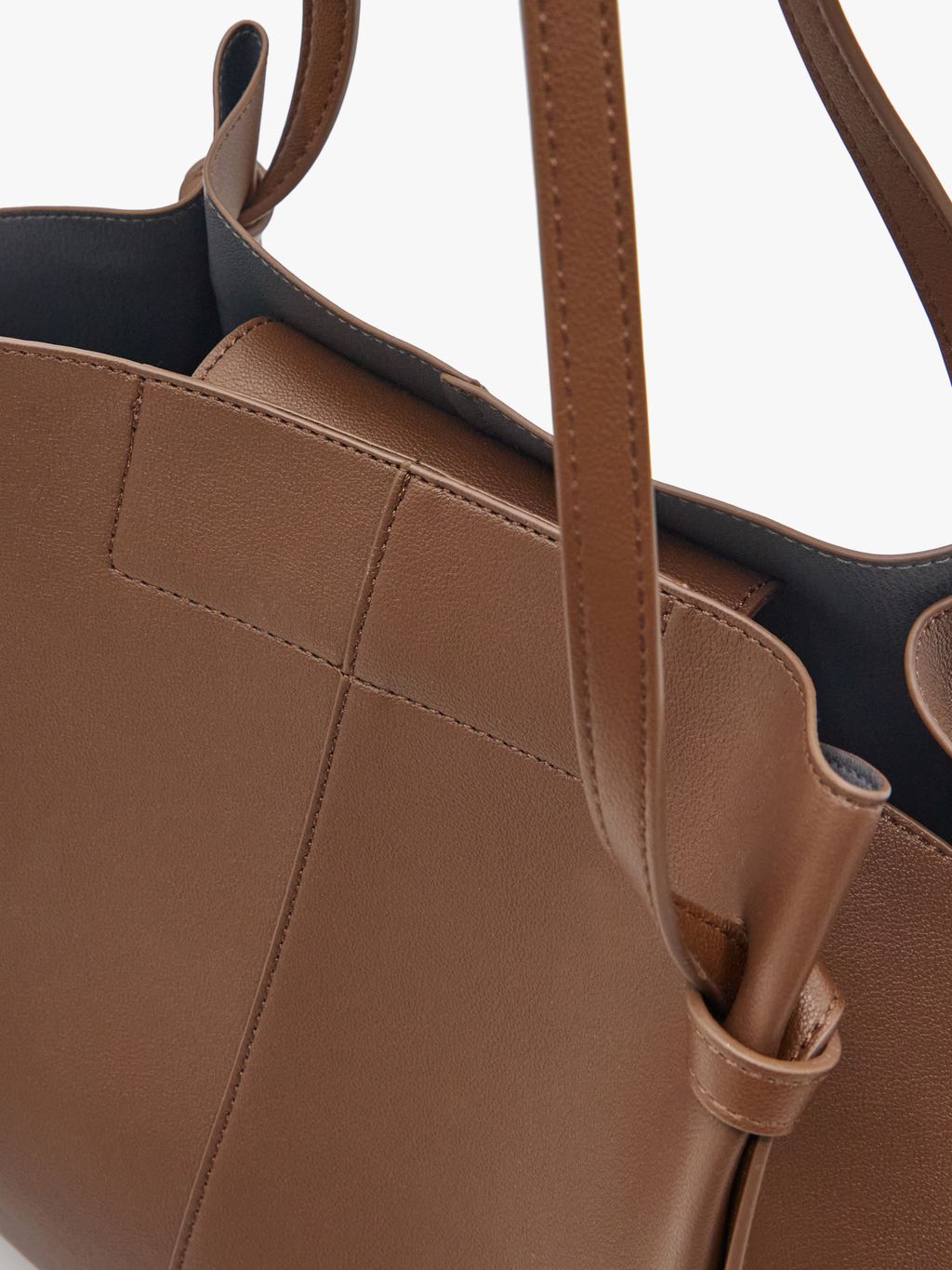 LEATHER-EFFECT VOLUMINOUS TOTE BAG