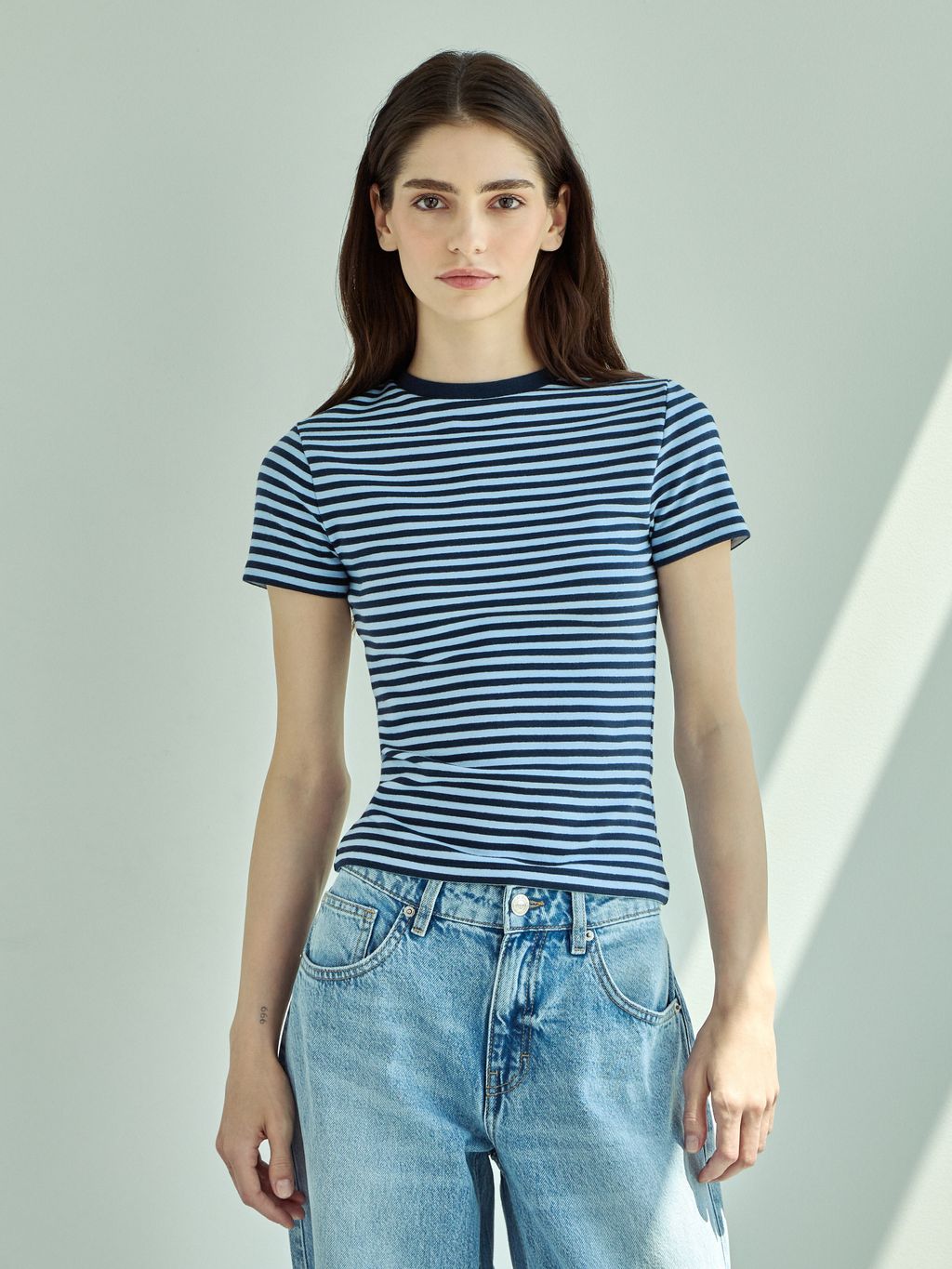 SLIM STRIPED SHORT SLEEVE T-SHIRT