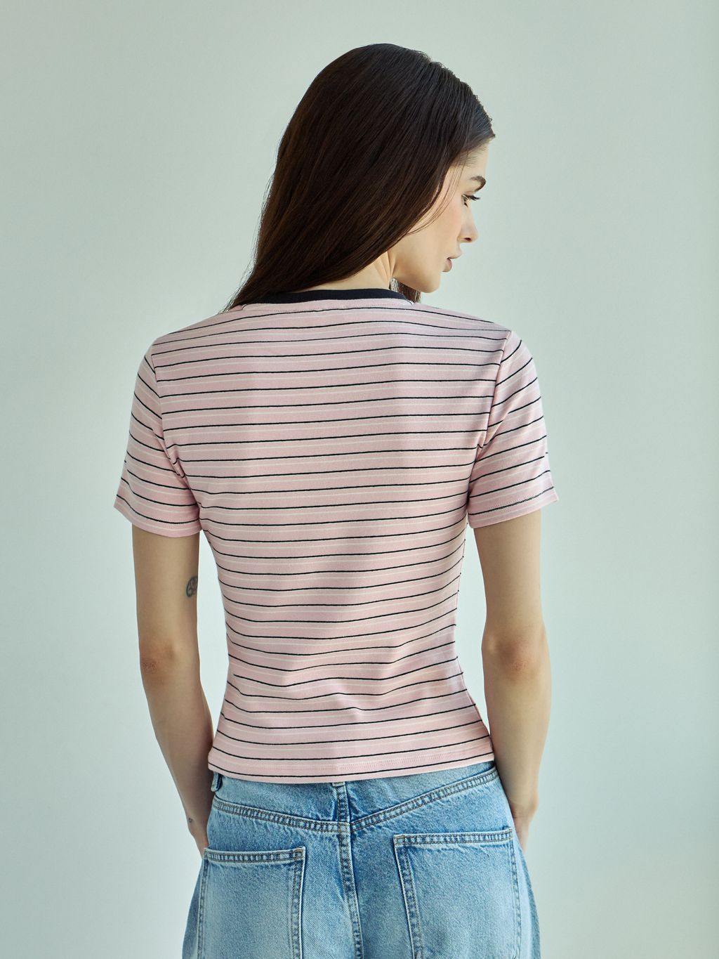 SLIM STRIPED SHORT SLEEVE T-SHIRT